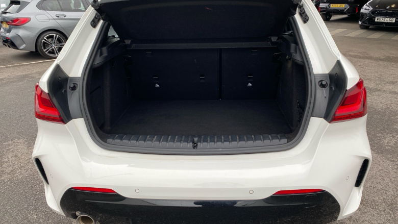 BMW 1 Series 118i [136] M Sport 5dr [Live Cockpit Professional] Petrol Hatchback